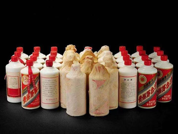 海头镇日照岚山回收酒价格哪里回收(附近上门回收茅台酒）?